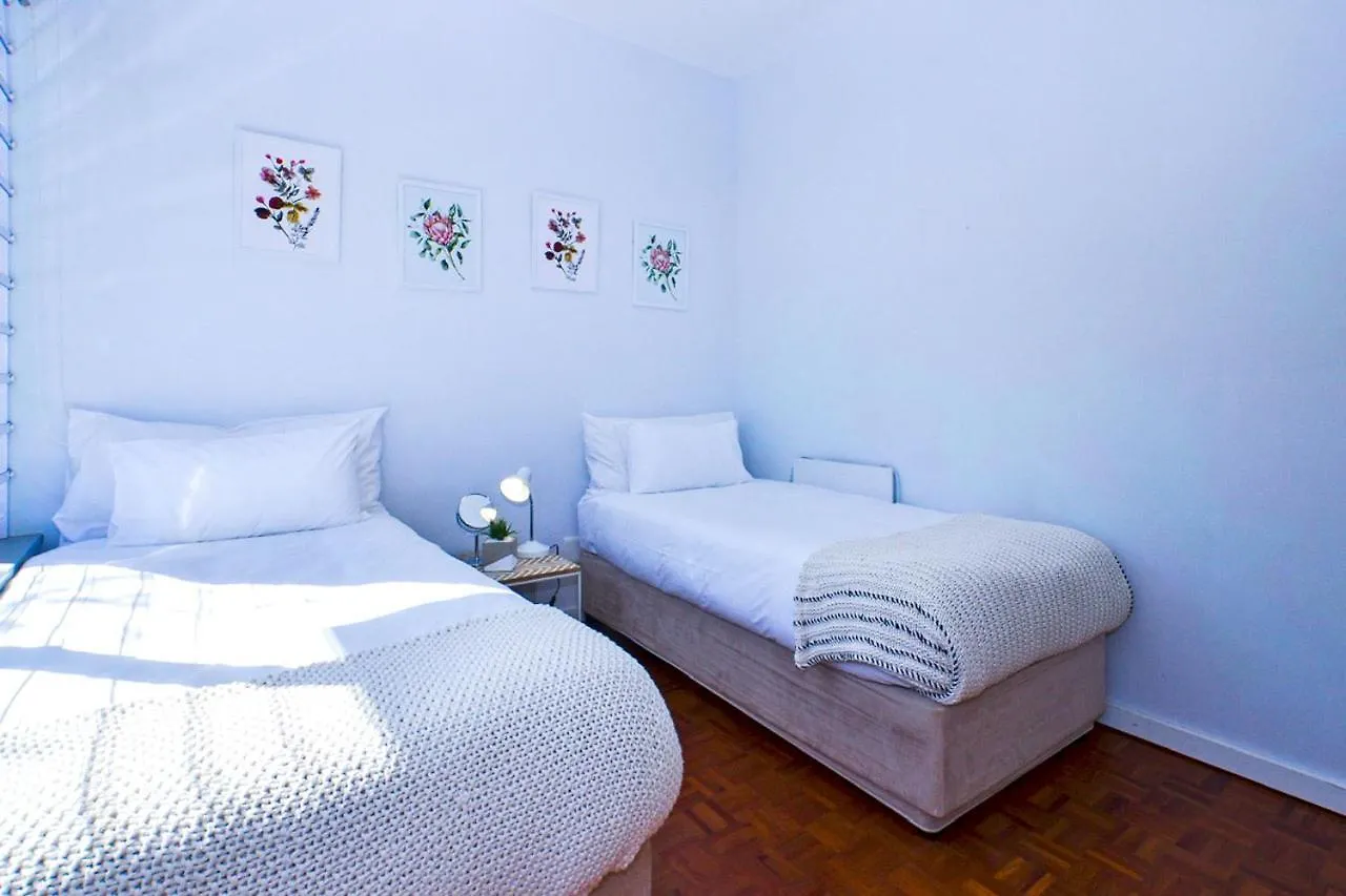 Enjoy Cape Town At Our Green Point Apartment 0*,  South Africa