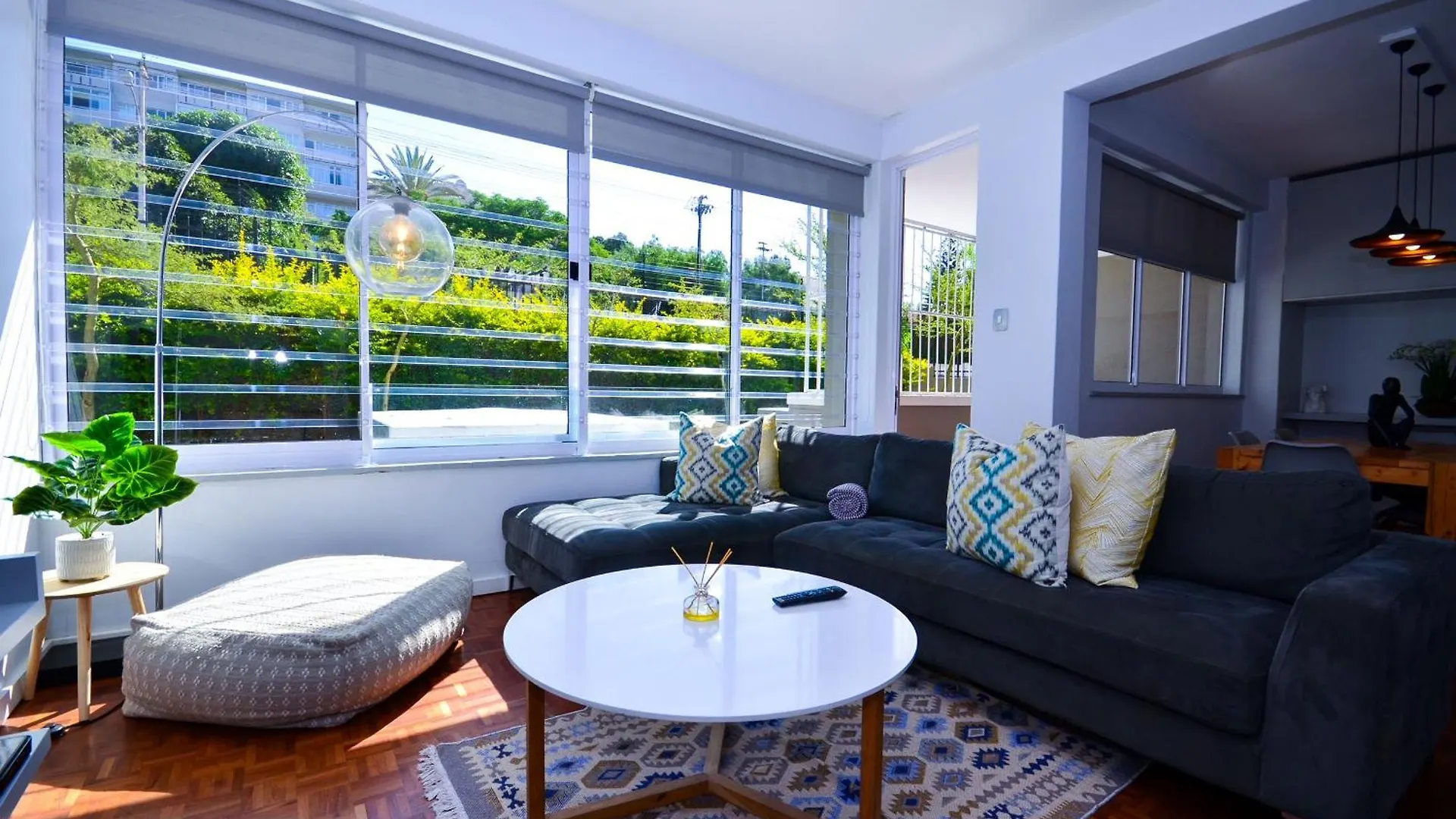 Enjoy Cape Town At Our Green Point Apartment
