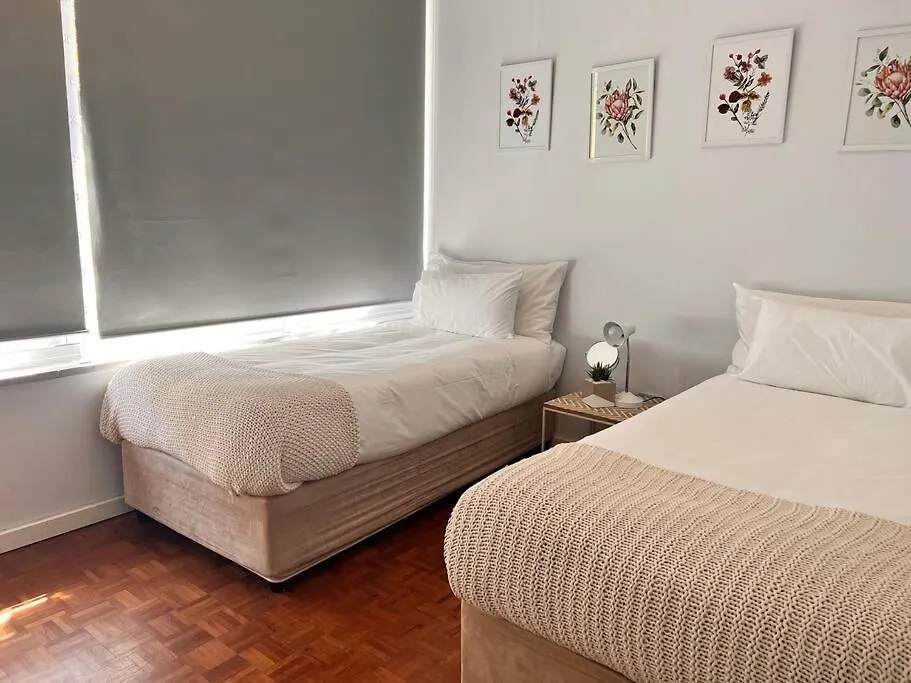 Enjoy Cape Town At Our Green Point Apartment