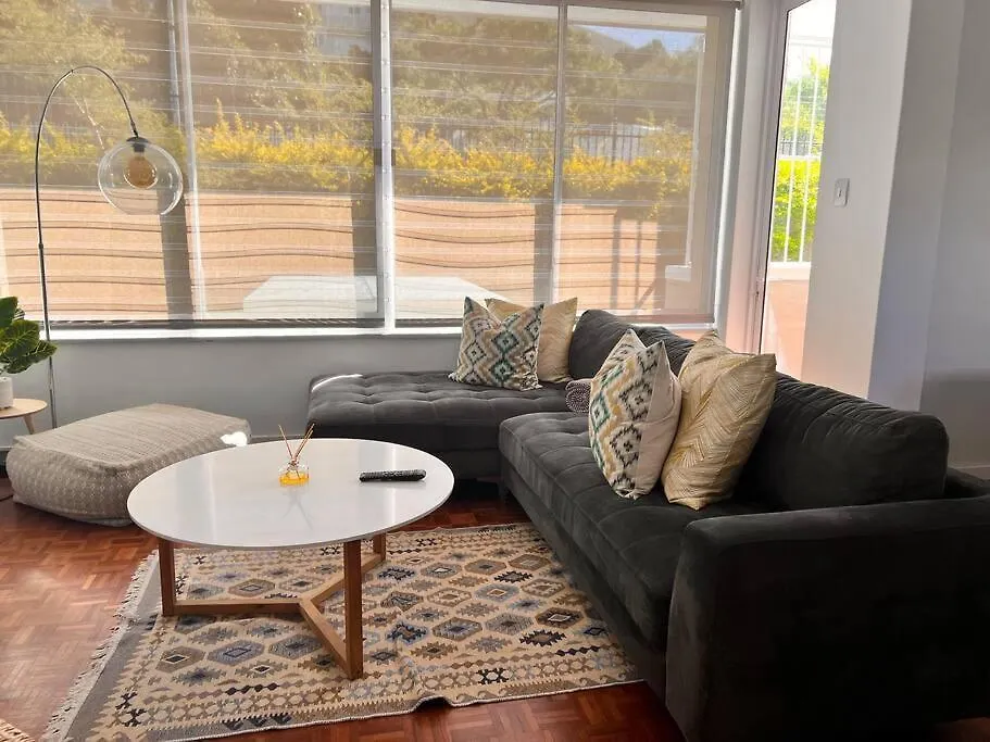 Enjoy Cape Town At Our Green Point Apartment